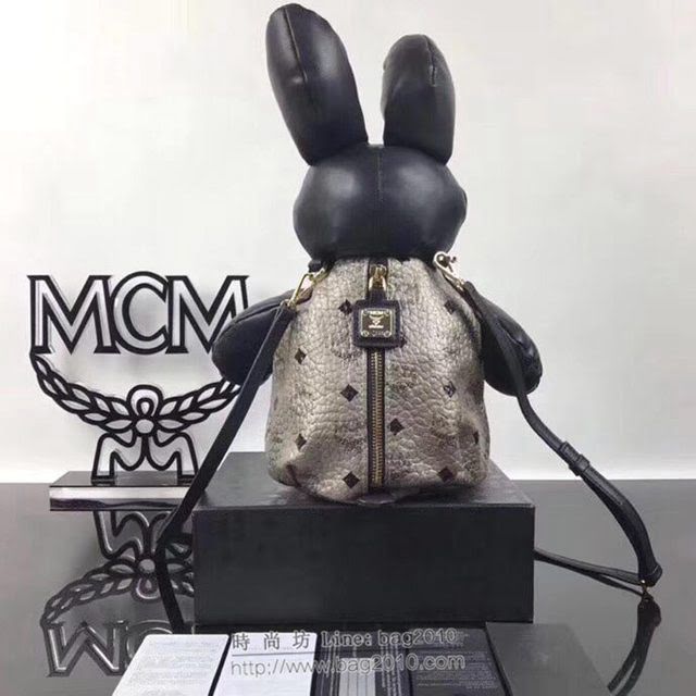 MCM女包 原單 吉祥物小兔子 Visetos印花塗層帆布 MCM單肩斜挎女包  mdmc1020